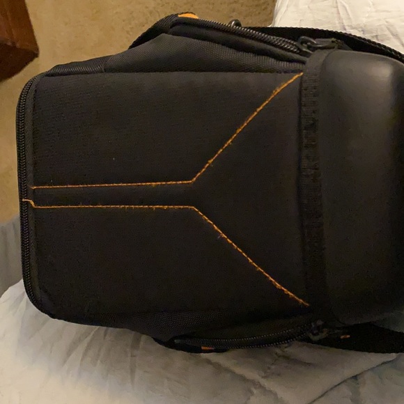 Case logic camera bag - DSLR with strap - Picture 4 of 8
